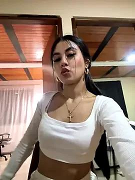Victoria_alson from StripChat is Freechat