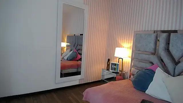 ViictoriaJones_ from StripChat is Freechat