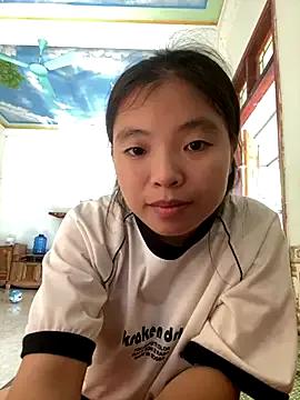 viluna from StripChat is Freechat