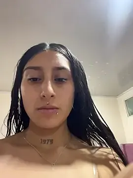 Freechat Violeet-Smith on StripChat