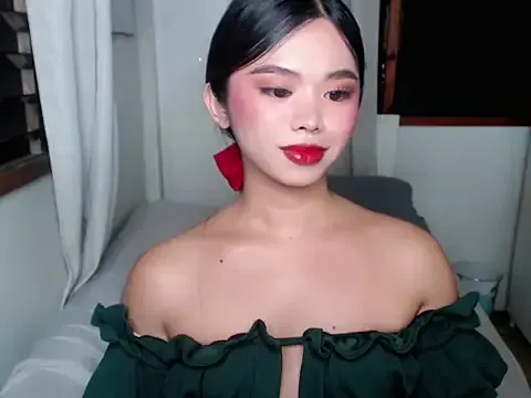 Freechat voganmarie on StripChat