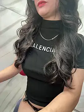 Freechat Voyerra_g on StripChat