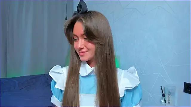 vvillywonka from StripChat is Freechat