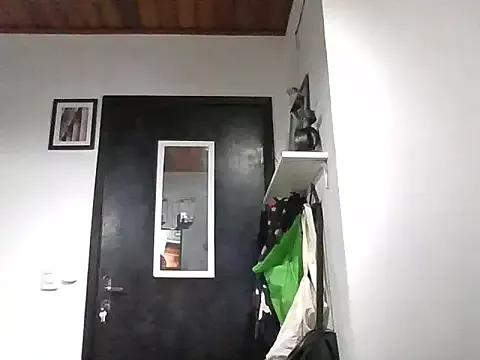WellingtonPiettroRio from StripChat is Freechat