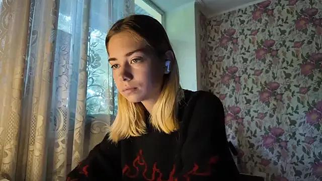 Witching_Moon from StripChat is Freechat
