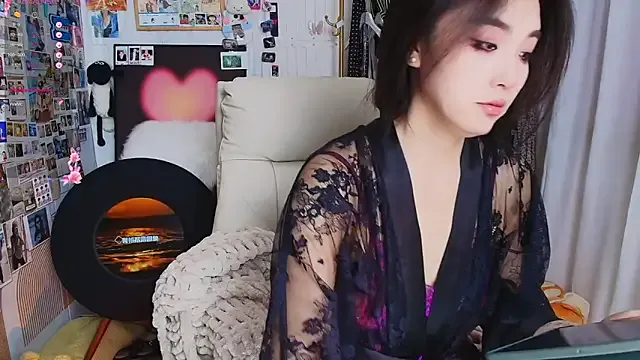 Freechat xiaotiantian-76 on StripChat