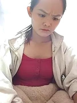 xinhxinhcute from StripChat is Freechat