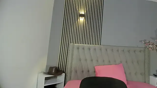 Freechat Xiomara_Stwart on StripChat