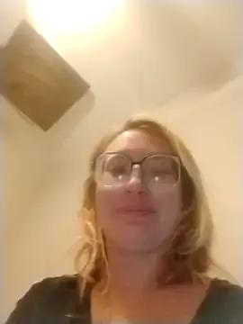 xXxWhoreAbleX from StripChat is Freechat