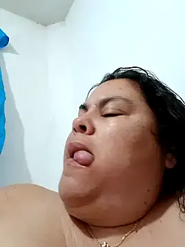 Freechat yaneth_ on StripChat