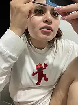 Yaqui_elle from StripChat is Freechat