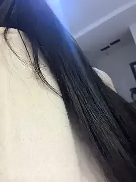 YouCandiSumisa — Acariciame el coo en lugar pblico C.C.