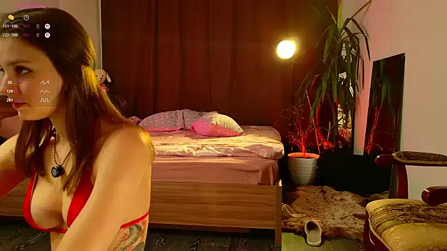 Freechat your_lunalike on StripChat