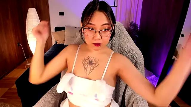 Yuki_Lewd from StripChat is Freechat