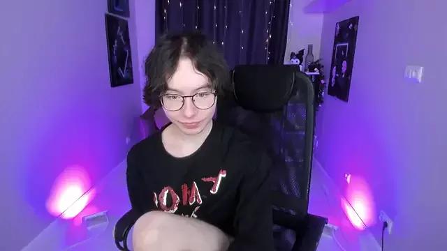 Yun_Glas from StripChat is Freechat