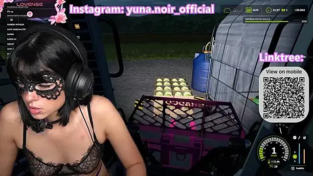 Yuna_Noir from StripChat is Freechat