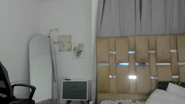 Zanahia2 from StripChat
