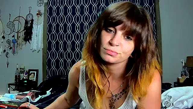 ZeelaXoXo on StripChat 