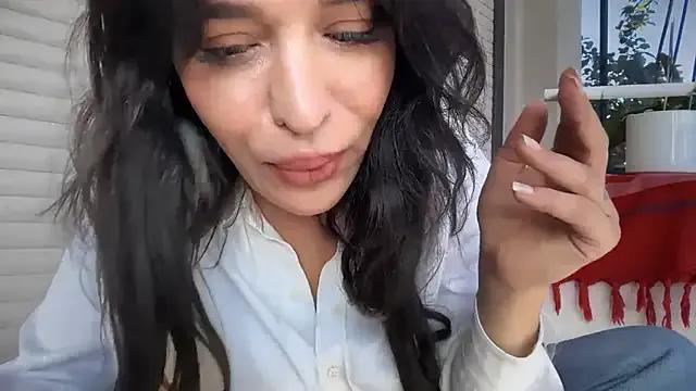 Zeravina from StripChat is Freechat
