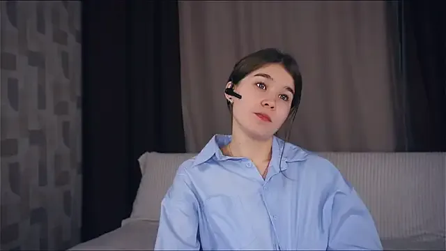 Freechat ZulaRattan on StripChat