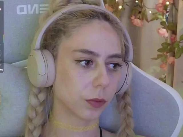 Offline -Light-Fury- on BongaCams