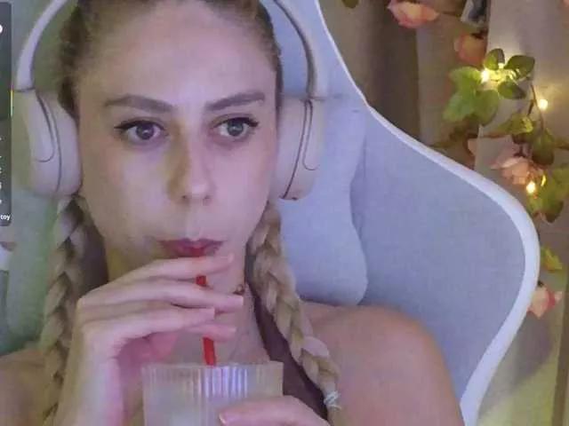 Offline -Light-Fury- on BongaCams