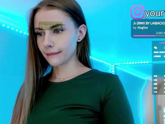 Offline -VikkiL0vesCheese- on BongaCams