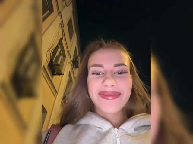 Offline -VikkiL0vesCheese- on BongaCams