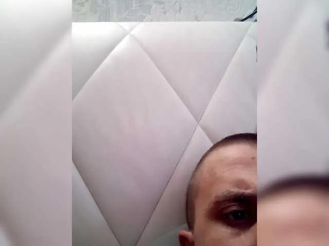 Offline AdidasCoin on BongaCams