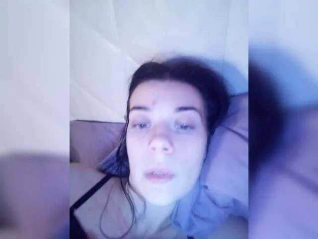 Offline AdidasCoin on BongaCams