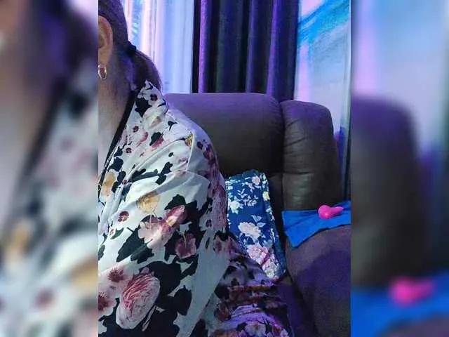 Offline Adiline on BongaCams