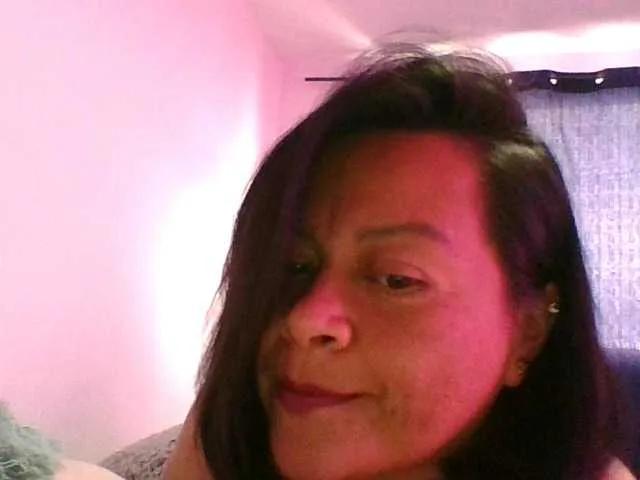 Offline adri007 on BongaCams