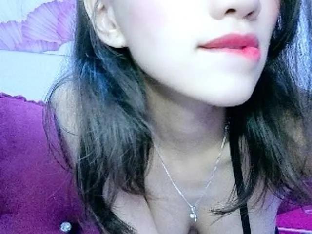 Freechat Aimee120 on BongaCams