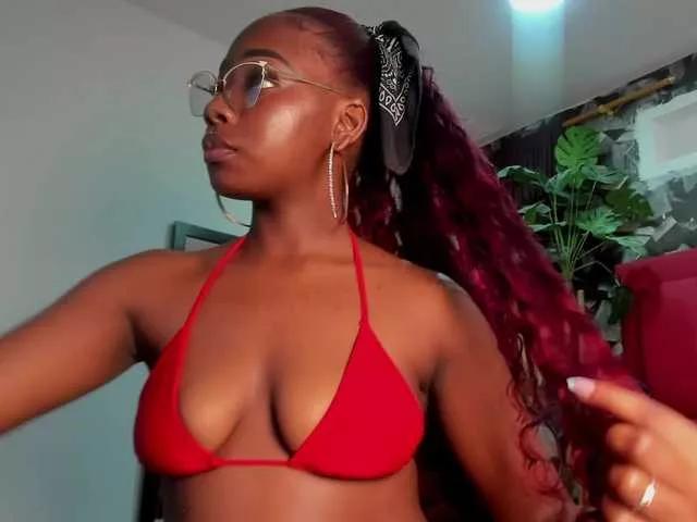 Offline alice-rouusse on BongaCams