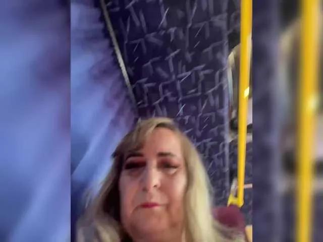 Offline Alina1965 on BongaCams