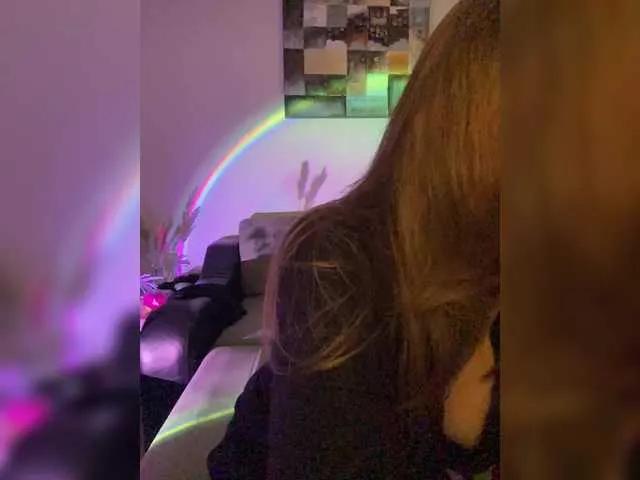 Offline Alisasqrl on BongaCams