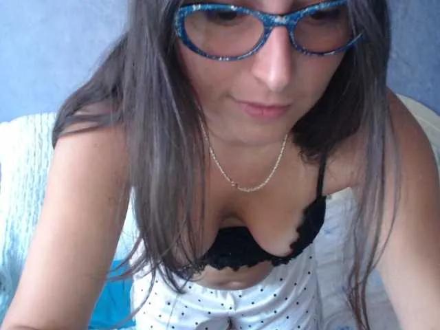 Offline AmandaFresh24 on BongaCams