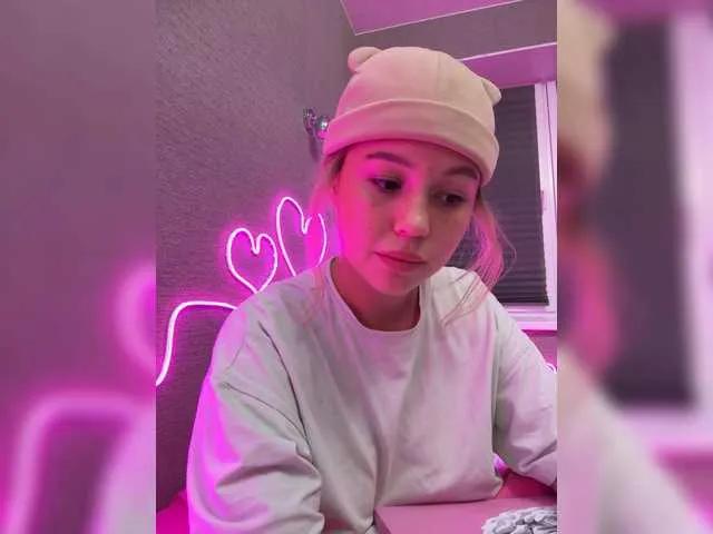 Offline AmyGlad on BongaCams