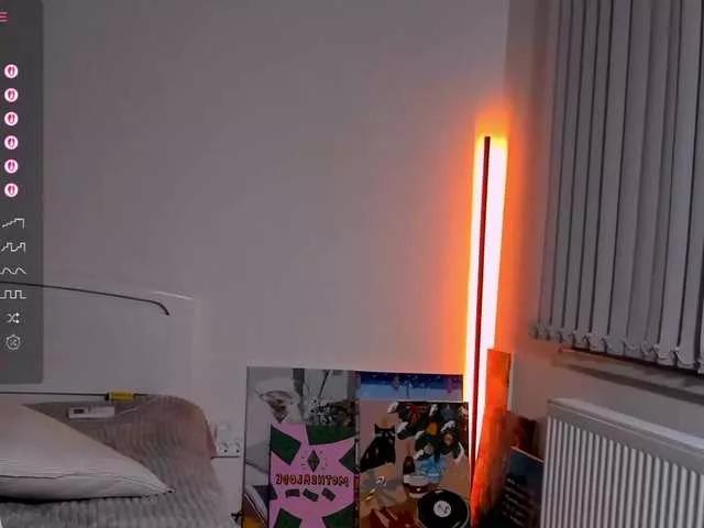 Offline andrea-tasty on BongaCams