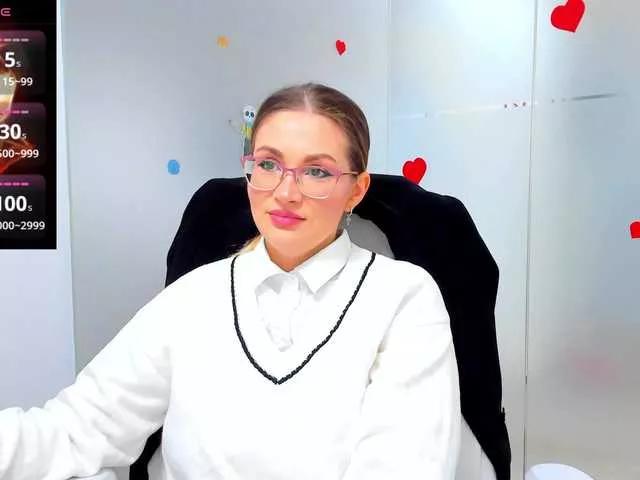 Offline anyarosses on BongaCams