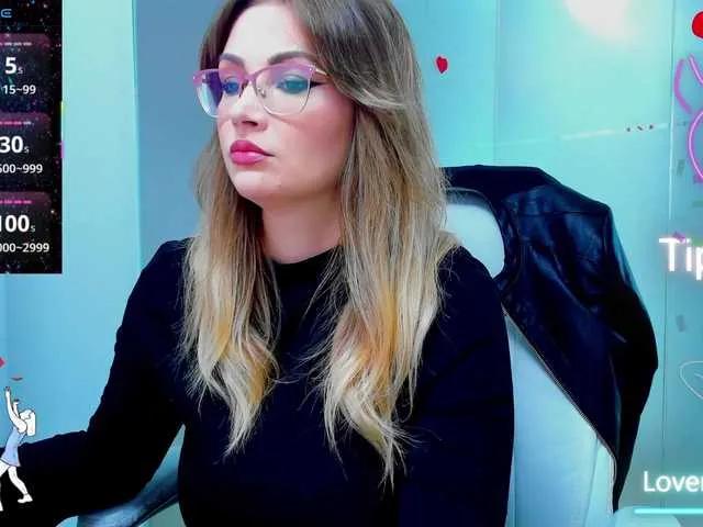 Offline anyarosses on BongaCams