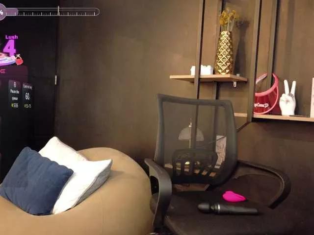 Freechat APRILHILL on BongaCams