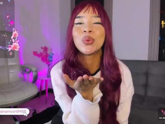 Arianna-moon — I love soft kisses, intense whispers, I love touching myself and thinking about the crazy things we can do together, as a very hot woman I always like to think about what makes me wet