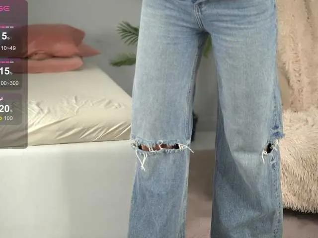 Offline AvaMercer on BongaCams