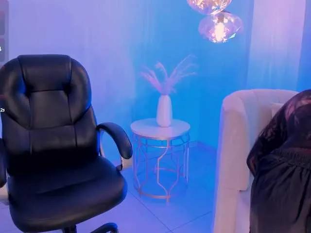 Freechat AyshelBrown on BongaCams