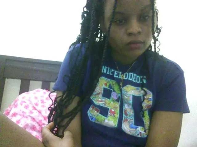 Offline Babybrown on BongaCams