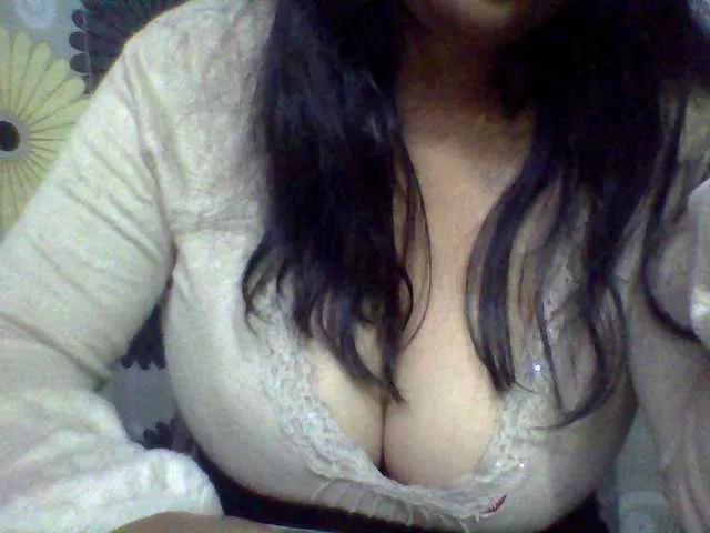 Freechat babyhornyx on BongaCams