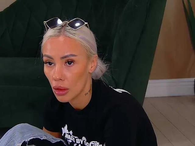 Offline BailleyRush on BongaCams