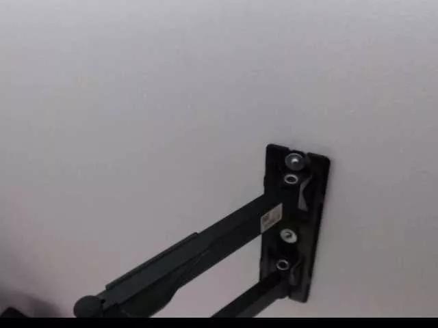 Offline Bellacrespa on BongaCams