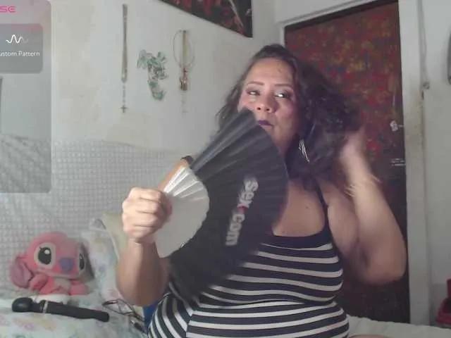 Offline birdydavis69 on BongaCams